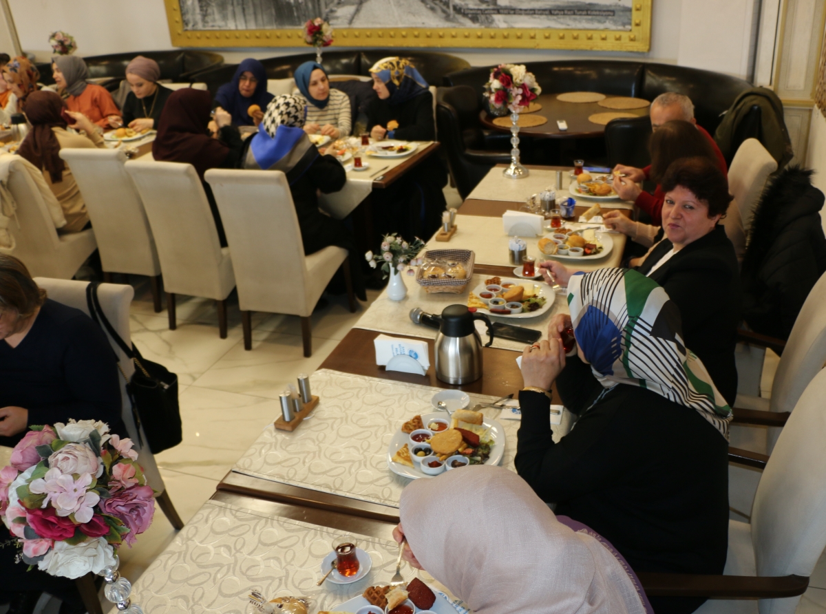 Sasçed; 3 Aralık Dünya Engelliler Haftasında Engelli Annelere Özel  Kahvaltı Programı düzenledi ( İŞTE O ANLARA ÖZEL FOTOĞRAFLAR )