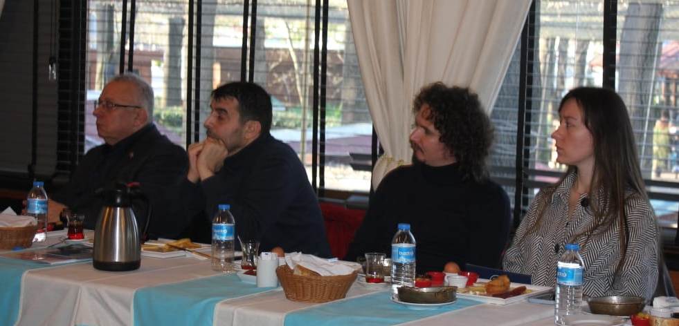 Arifiye Belediye Başkan Aday Adayı Remzi Adıyaman'dan Basın Mensupları ile Kahvaltıda bir araya geldi. İŞTE O ANLAR