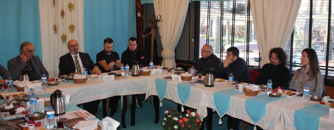 Arifiye Belediye Başkan Aday Adayı Remzi Adıyaman'dan Basın Mensupları ile Kahvaltıda bir araya geldi. İŞTE O ANLAR