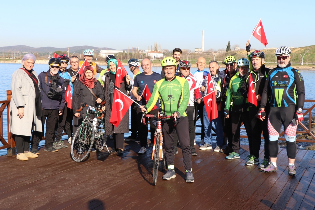 Kocaeli Büyükşehir Belediyesi 65 yaş üstü vatandaşları 'Hayatın İçindeyim' Projesi ile hayata bağlıyor! ( İŞTE GÜNÜN KARELERİ )