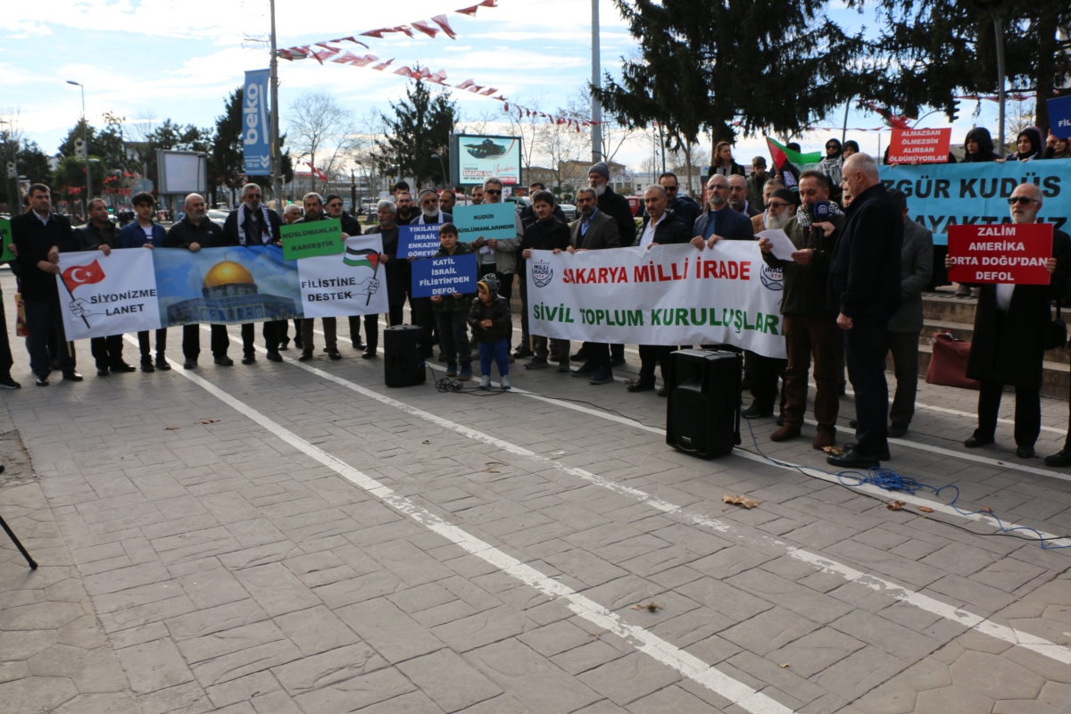 Milli İrade Sakarya Meydanlarında FİLİSTİN'e destek vermeye devam ediyor..
