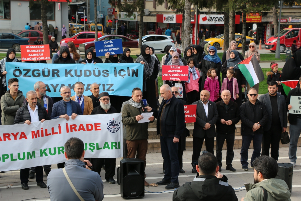 Milli İrade Sakarya Meydanlarında FİLİSTİN'e destek vermeye devam ediyor..