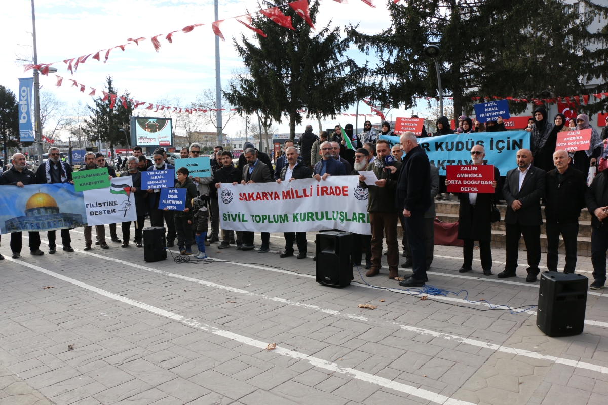 Milli İrade Sakarya Meydanlarında FİLİSTİN'e destek vermeye devam ediyor..