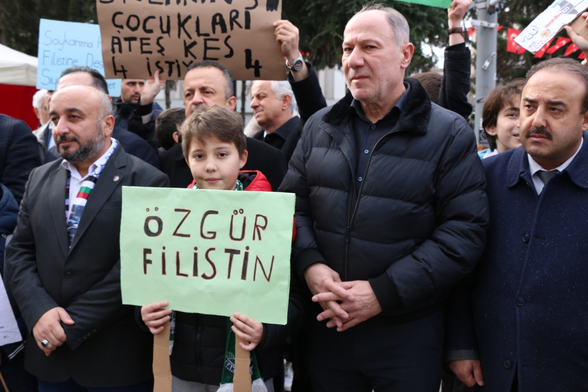 Sakarya'da Filistin’e destek için ’Hayır Çarşısı’ açıldı ( GÜNÜN ÖNE ÇIKAN FOTOĞRAFLARI )