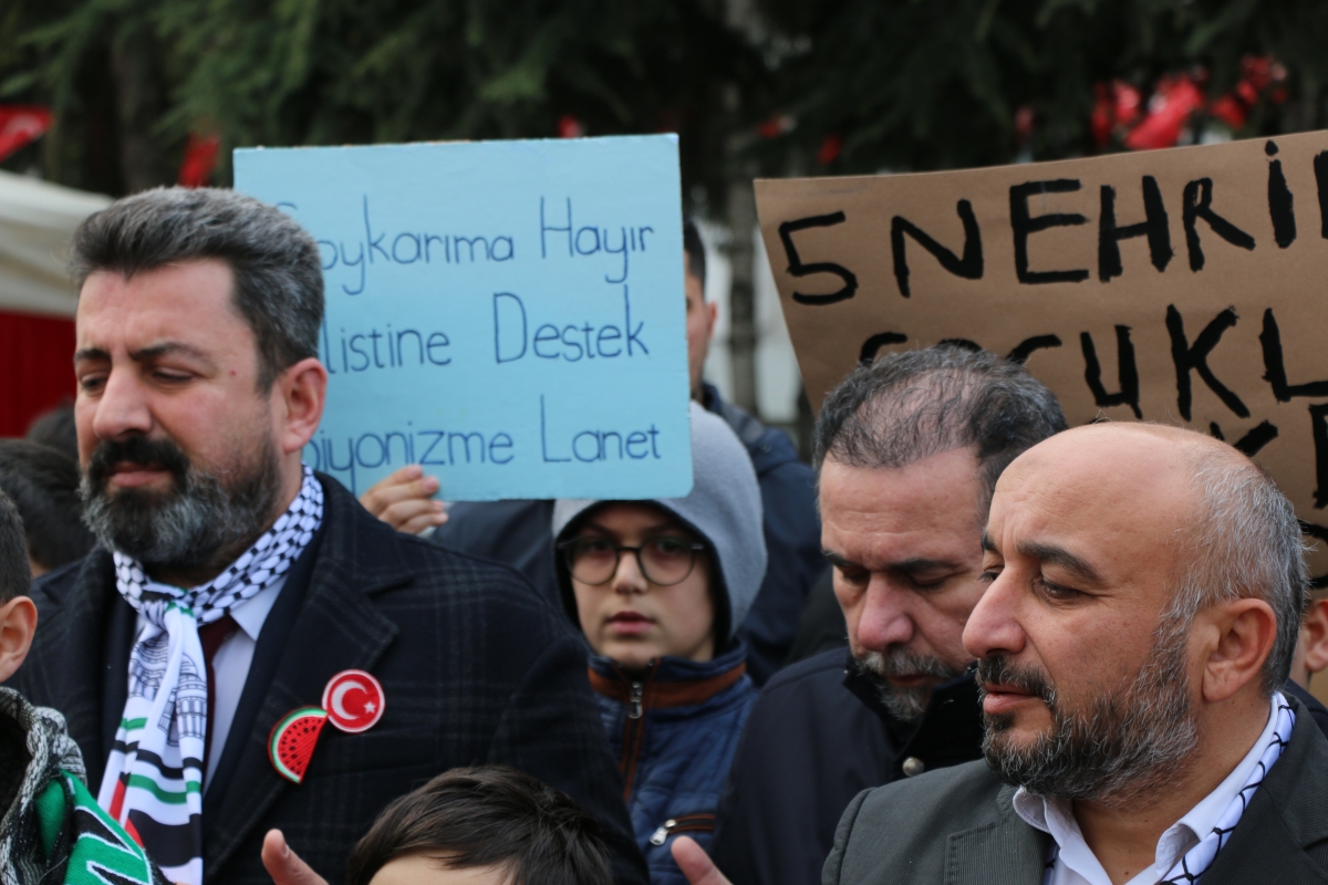 Sakarya'da Filistin’e destek için ’Hayır Çarşısı’ açıldı ( GÜNÜN ÖNE ÇIKAN FOTOĞRAFLARI )