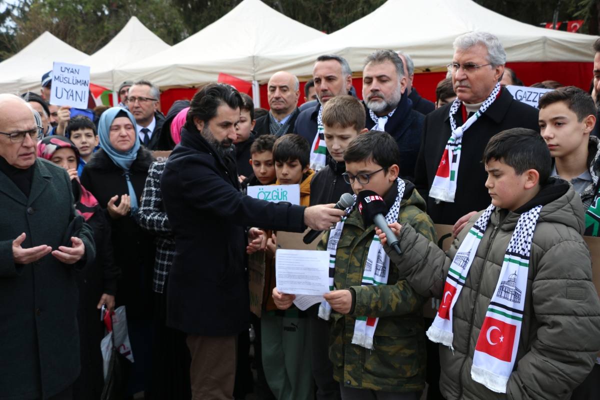 Sakarya'da Filistin’e destek için ’Hayır Çarşısı’ açıldı ( GÜNÜN ÖNE ÇIKAN FOTOĞRAFLARI )