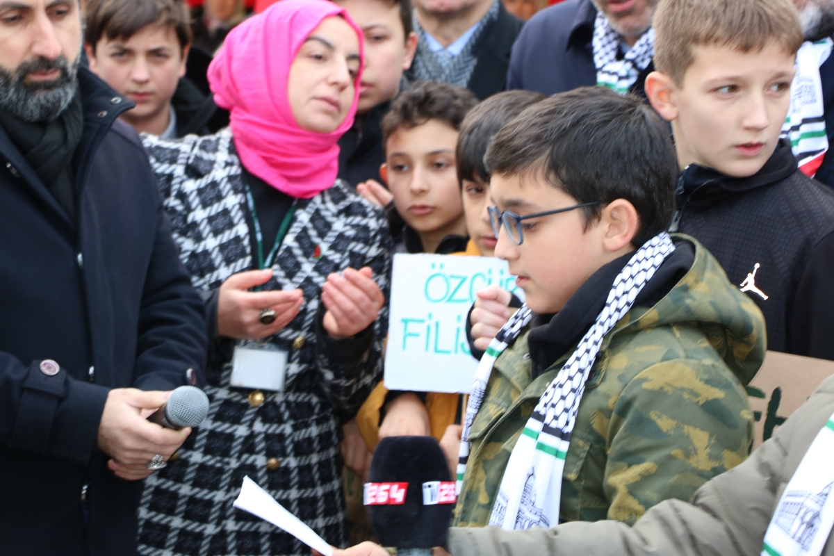 Sakarya'da Filistin’e destek için ’Hayır Çarşısı’ açıldı ( GÜNÜN ÖNE ÇIKAN FOTOĞRAFLARI )