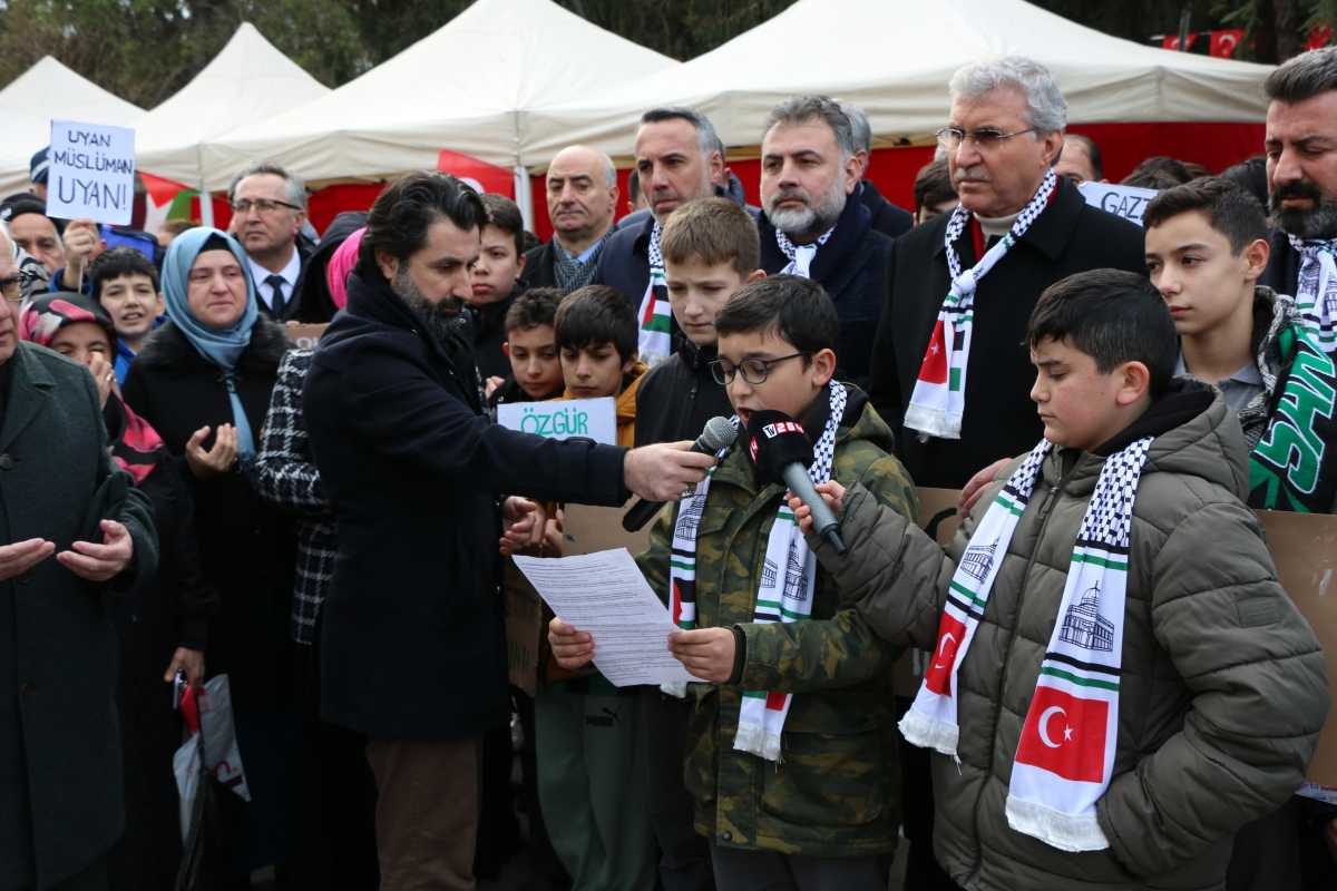 Sakarya'da Filistin’e destek için ’Hayır Çarşısı’ açıldı ( GÜNÜN ÖNE ÇIKAN FOTOĞRAFLARI )
