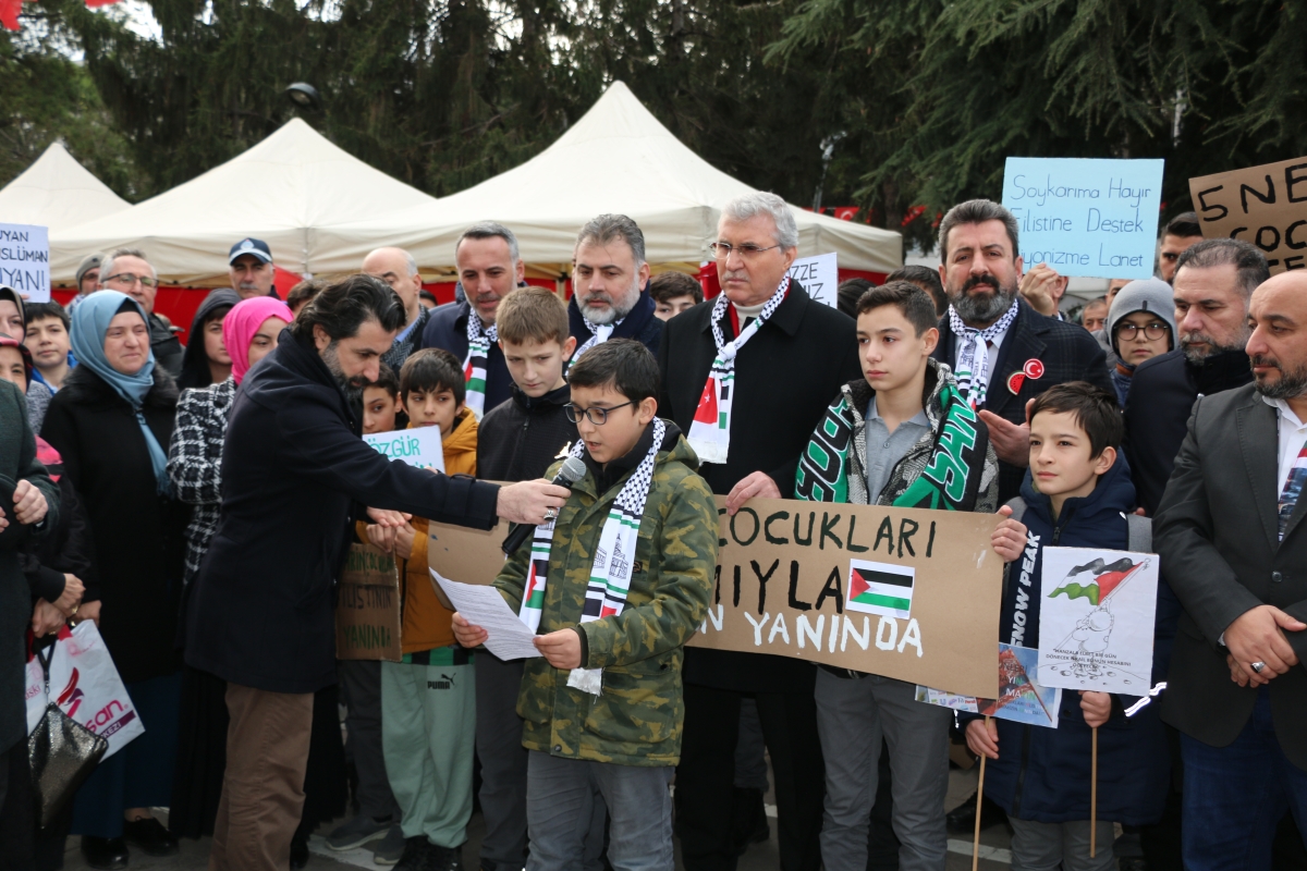 Sakarya'da Filistin’e destek için ’Hayır Çarşısı’ açıldı ( GÜNÜN ÖNE ÇIKAN FOTOĞRAFLARI )