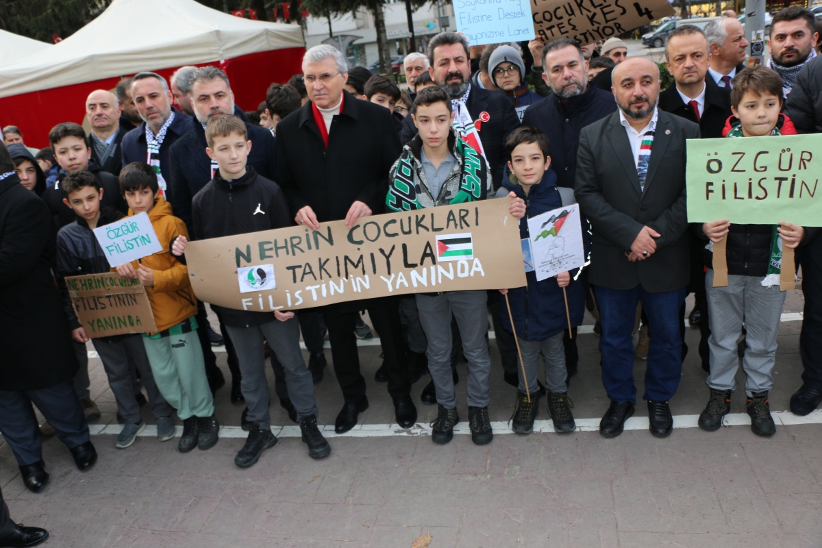 Sakarya'da Filistin’e destek için ’Hayır Çarşısı’ açıldı ( GÜNÜN ÖNE ÇIKAN FOTOĞRAFLARI )