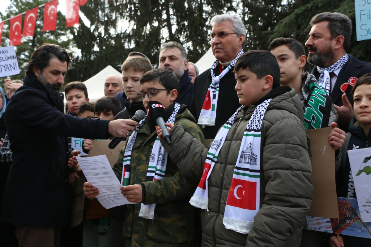Sakarya'da Filistin’e destek için ’Hayır Çarşısı’ açıldı ( GÜNÜN ÖNE ÇIKAN FOTOĞRAFLARI )