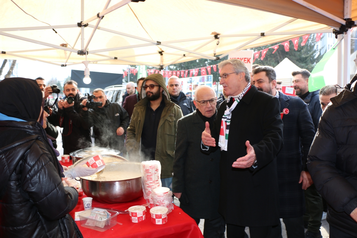 Sakarya'da Filistin’e destek için ’Hayır Çarşısı’ açıldı ( GÜNÜN ÖNE ÇIKAN FOTOĞRAFLARI )