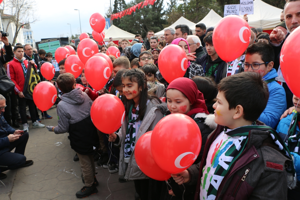 Sakarya'da Filistin’e destek için ’Hayır Çarşısı’ açıldı ( GÜNÜN ÖNE ÇIKAN FOTOĞRAFLARI )