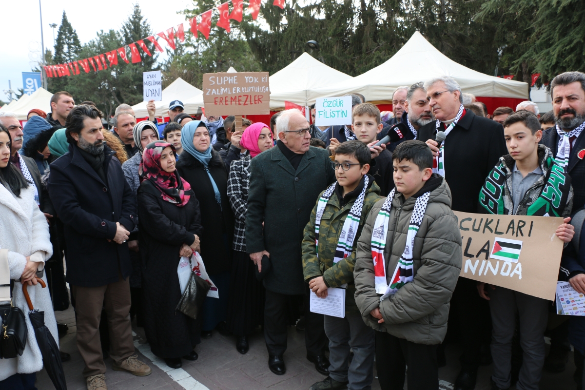 Sakarya'da Filistin’e destek için ’Hayır Çarşısı’ açıldı ( GÜNÜN ÖNE ÇIKAN FOTOĞRAFLARI )
