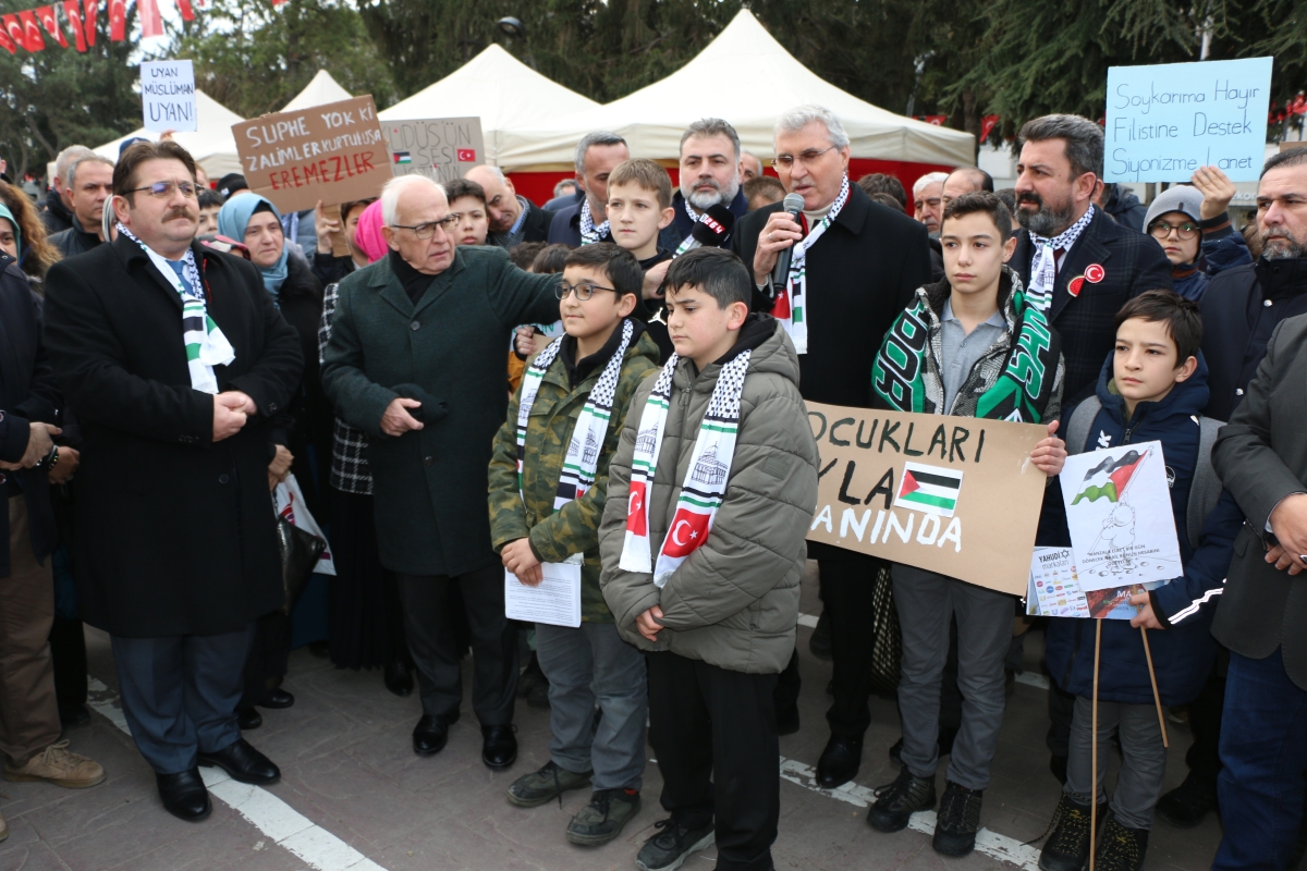Sakarya'da Filistin’e destek için ’Hayır Çarşısı’ açıldı ( GÜNÜN ÖNE ÇIKAN FOTOĞRAFLARI )