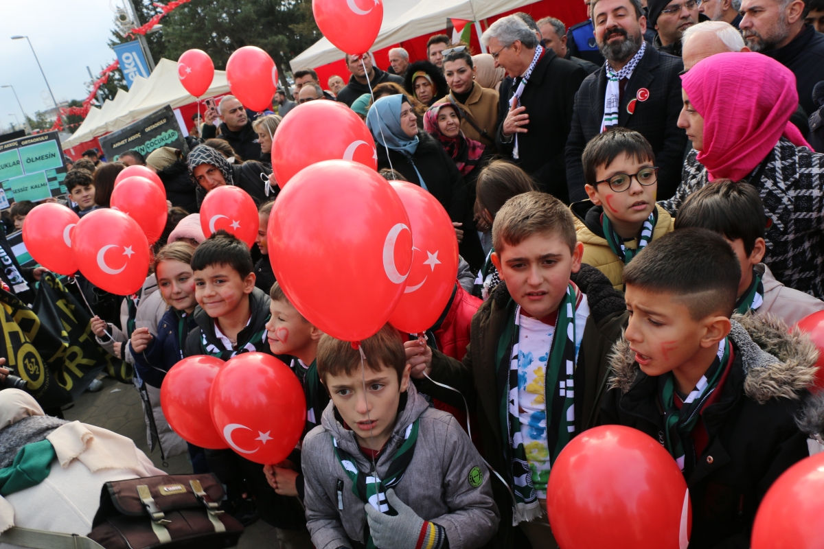 Sakarya'da Filistin’e destek için ’Hayır Çarşısı’ açıldı ( GÜNÜN ÖNE ÇIKAN FOTOĞRAFLARI )
