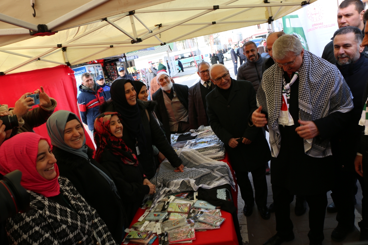 Sakarya'da Filistin’e destek için ’Hayır Çarşısı’ açıldı ( GÜNÜN ÖNE ÇIKAN FOTOĞRAFLARI )