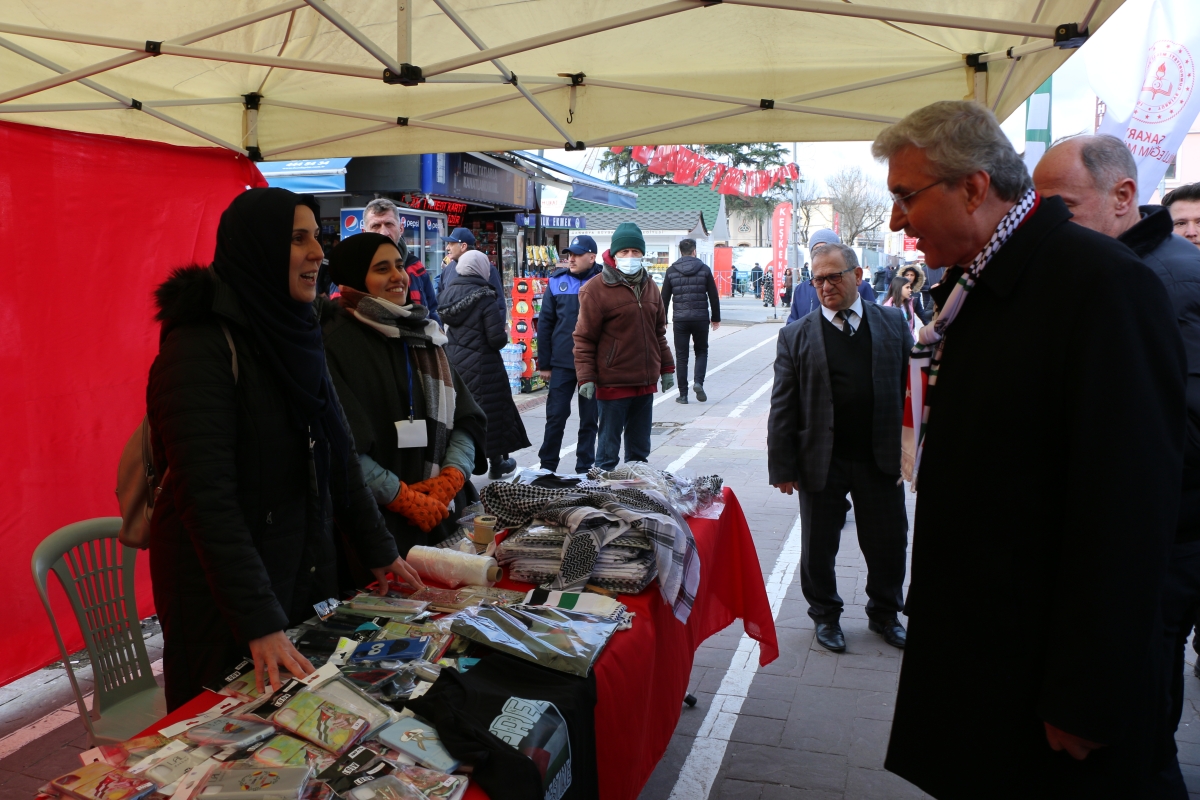 Sakarya'da Filistin’e destek için ’Hayır Çarşısı’ açıldı ( GÜNÜN ÖNE ÇIKAN FOTOĞRAFLARI )