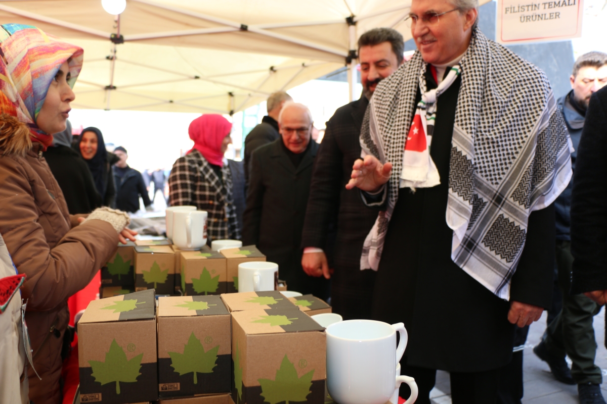 Sakarya'da Filistin’e destek için ’Hayır Çarşısı’ açıldı ( GÜNÜN ÖNE ÇIKAN FOTOĞRAFLARI )