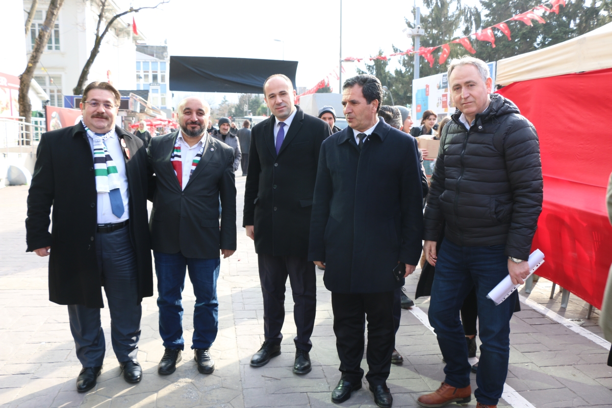 Sakarya'da Filistin’e destek için ’Hayır Çarşısı’ açıldı ( GÜNÜN ÖNE ÇIKAN FOTOĞRAFLARI )