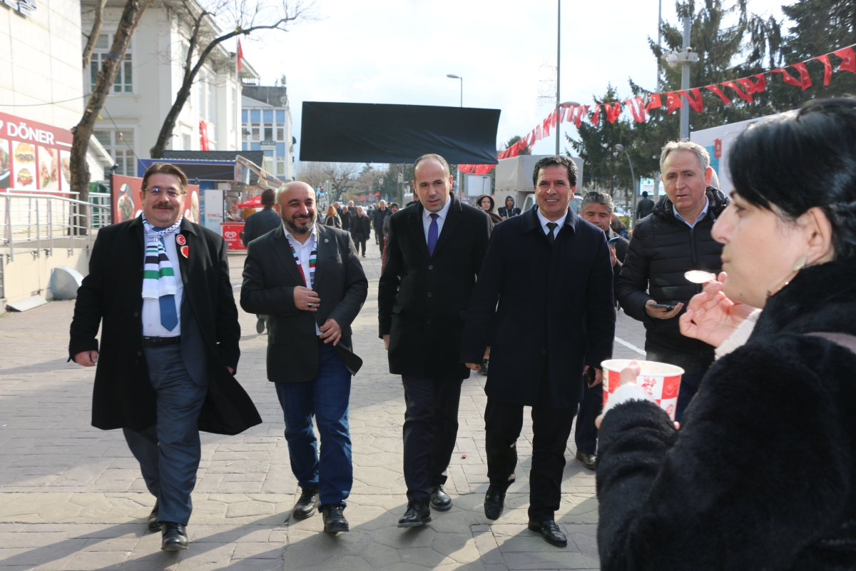 Sakarya'da Filistin’e destek için ’Hayır Çarşısı’ açıldı ( GÜNÜN ÖNE ÇIKAN FOTOĞRAFLARI )
