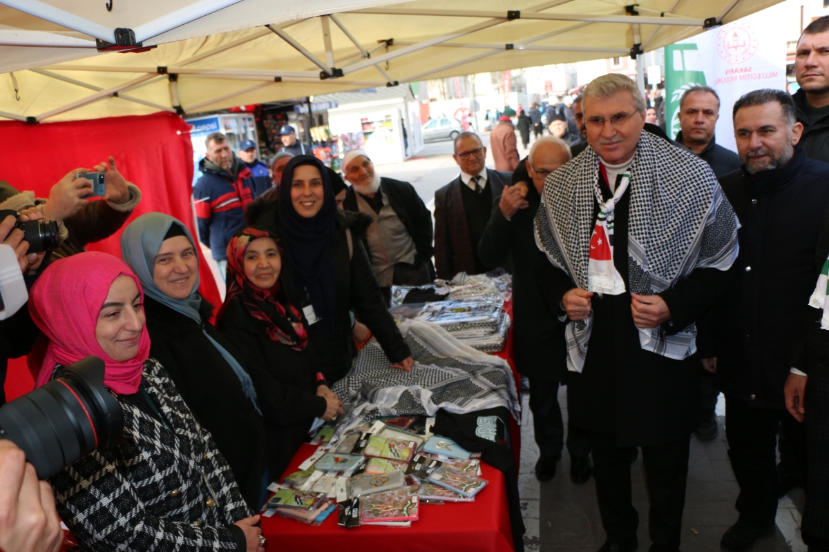 Sakarya'da Filistin’e destek için ’Hayır Çarşısı’ açıldı ( GÜNÜN ÖNE ÇIKAN FOTOĞRAFLARI )