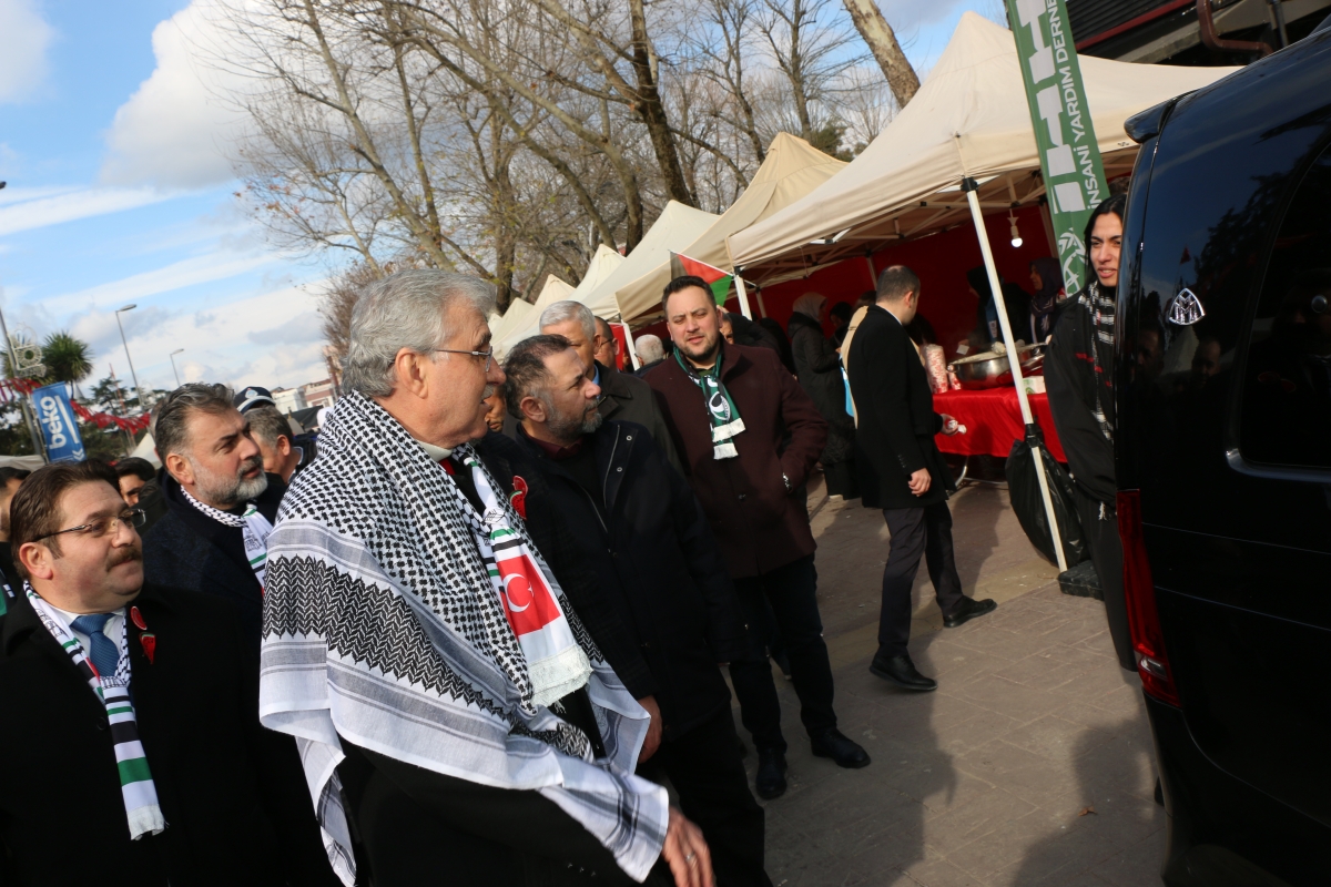 Sakarya'da Filistin’e destek için ’Hayır Çarşısı’ açıldı ( GÜNÜN ÖNE ÇIKAN FOTOĞRAFLARI )