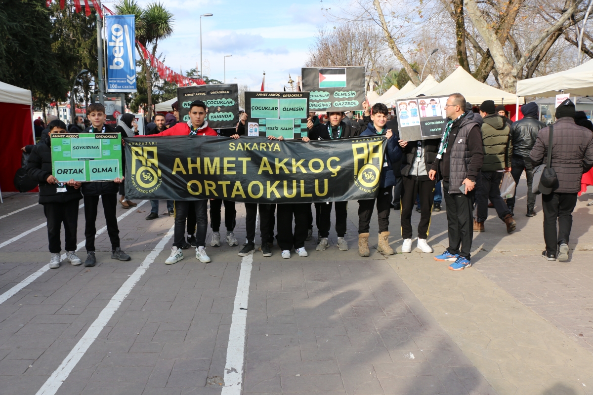 Sakarya'da Filistin’e destek için ’Hayır Çarşısı’ açıldı ( GÜNÜN ÖNE ÇIKAN FOTOĞRAFLARI )