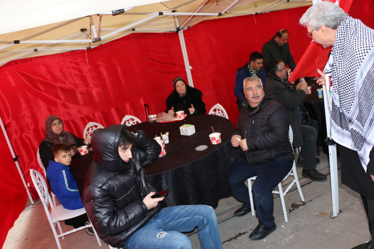 Sakarya'da Filistin’e destek için ’Hayır Çarşısı’ açıldı ( GÜNÜN ÖNE ÇIKAN FOTOĞRAFLARI )