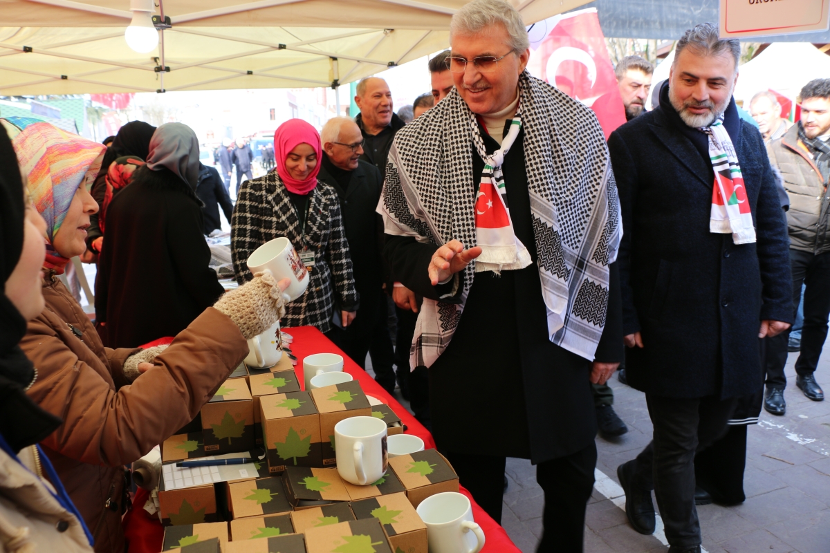 Sakarya'da Filistin’e destek için ’Hayır Çarşısı’ açıldı ( GÜNÜN ÖNE ÇIKAN FOTOĞRAFLARI )