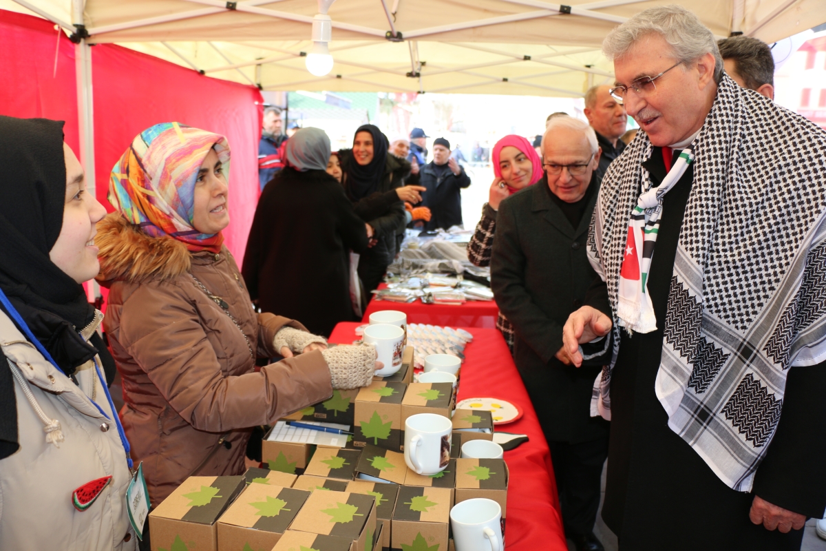 Sakarya'da Filistin’e destek için ’Hayır Çarşısı’ açıldı ( GÜNÜN ÖNE ÇIKAN FOTOĞRAFLARI )