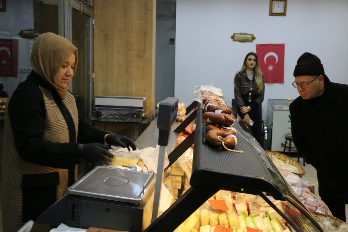 Doğadan Şarküteri Kahvaltı & Et ve Süt Ürünleri 2'nci Şubesini Açtı (Merve Vatan & Nebahat Tuna) GÜNÜN ÖZEL KARELERİ