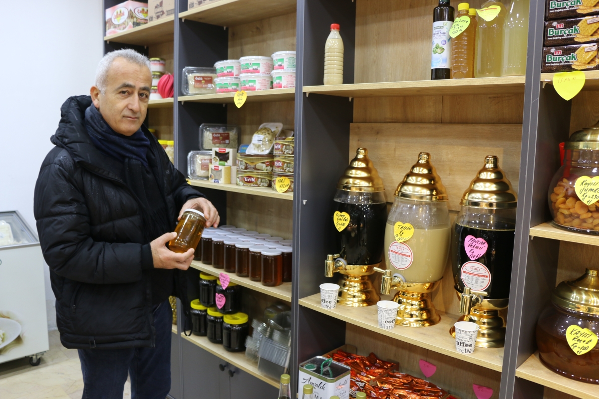Doğadan Şarküteri Kahvaltı & Et ve Süt Ürünleri 2'nci Şubesini Açtı (Merve Vatan & Nebahat Tuna) GÜNÜN ÖZEL KARELERİ