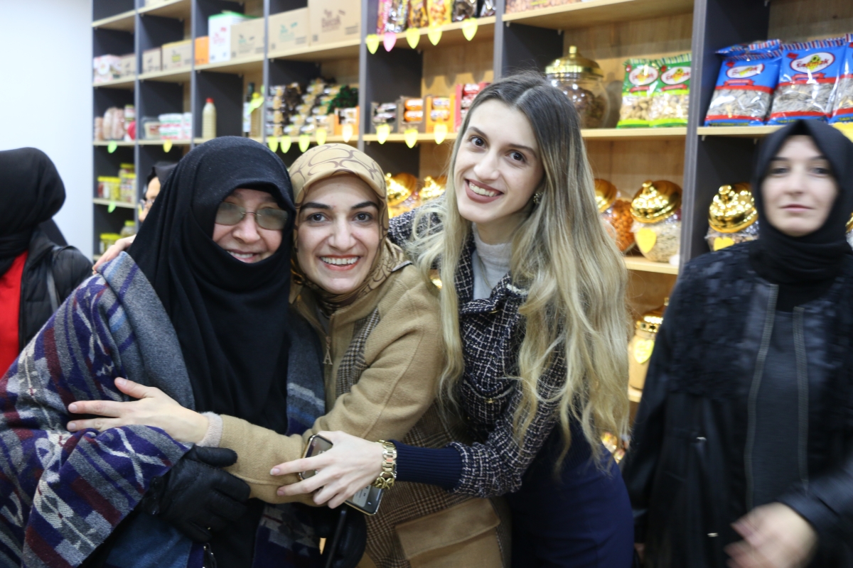 Doğadan Şarküteri Kahvaltı & Et ve Süt Ürünleri 2'nci Şubesini Açtı (Merve Vatan & Nebahat Tuna) GÜNÜN ÖZEL KARELERİ