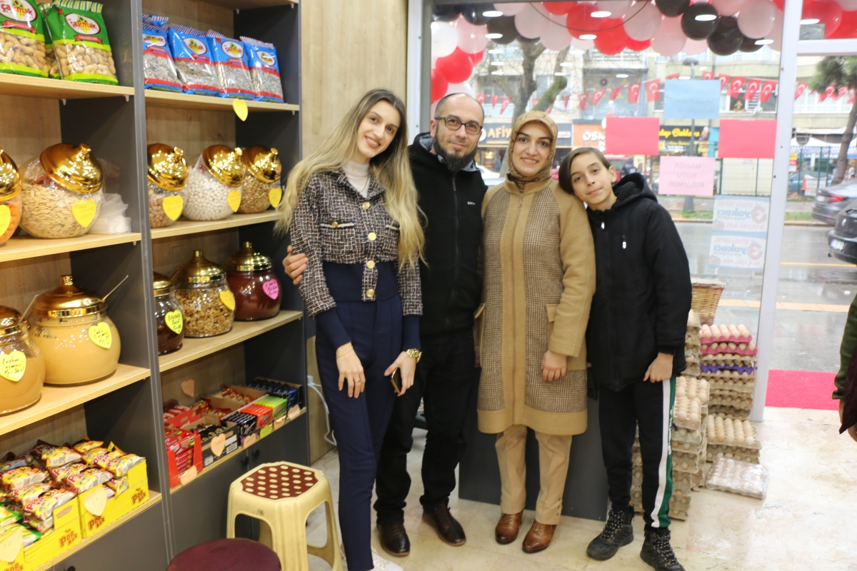 Doğadan Şarküteri Kahvaltı & Et ve Süt Ürünleri 2'nci Şubesini Açtı (Merve Vatan & Nebahat Tuna) GÜNÜN ÖZEL KARELERİ