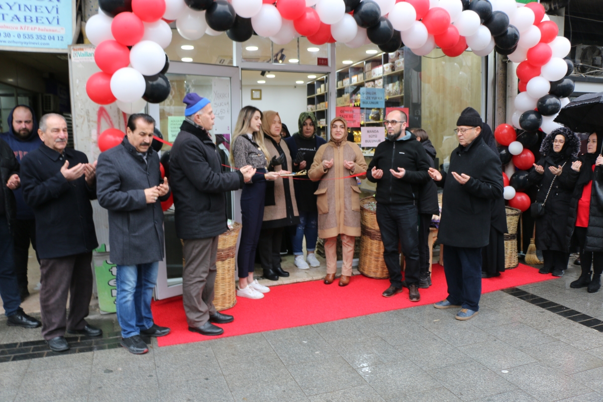 Doğadan Şarküteri Kahvaltı & Et ve Süt Ürünleri 2'nci Şubesini Açtı (Merve Vatan & Nebahat Tuna) GÜNÜN ÖZEL KARELERİ