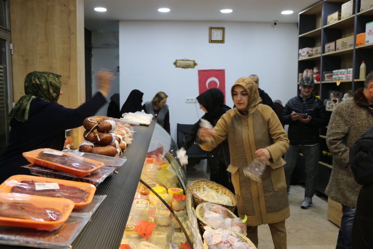 Doğadan Şarküteri Kahvaltı & Et ve Süt Ürünleri 2'nci Şubesini Açtı (Merve Vatan & Nebahat Tuna) GÜNÜN ÖZEL KARELERİ