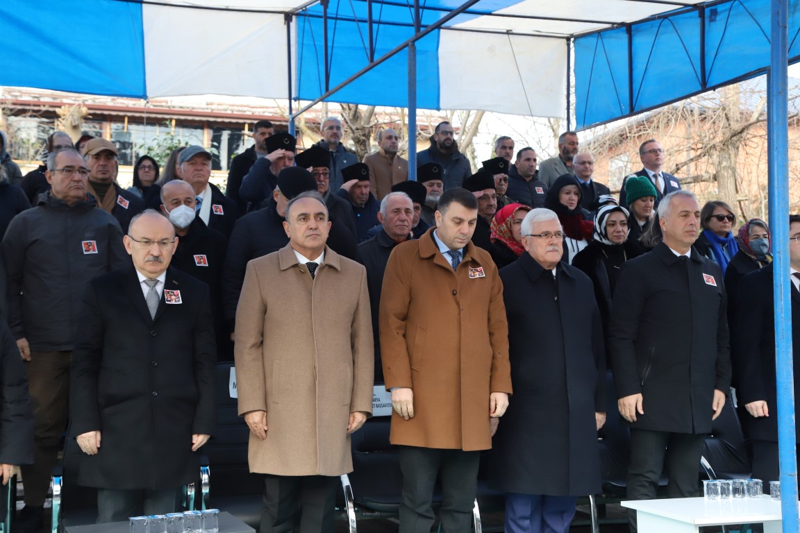 Şehit Gaffar Okkan'ın 23'inci ölüm yıl dönümünde Mezarı Başında Dualarla Anıldı ( İŞTE O ANLARA AİT KARELER )