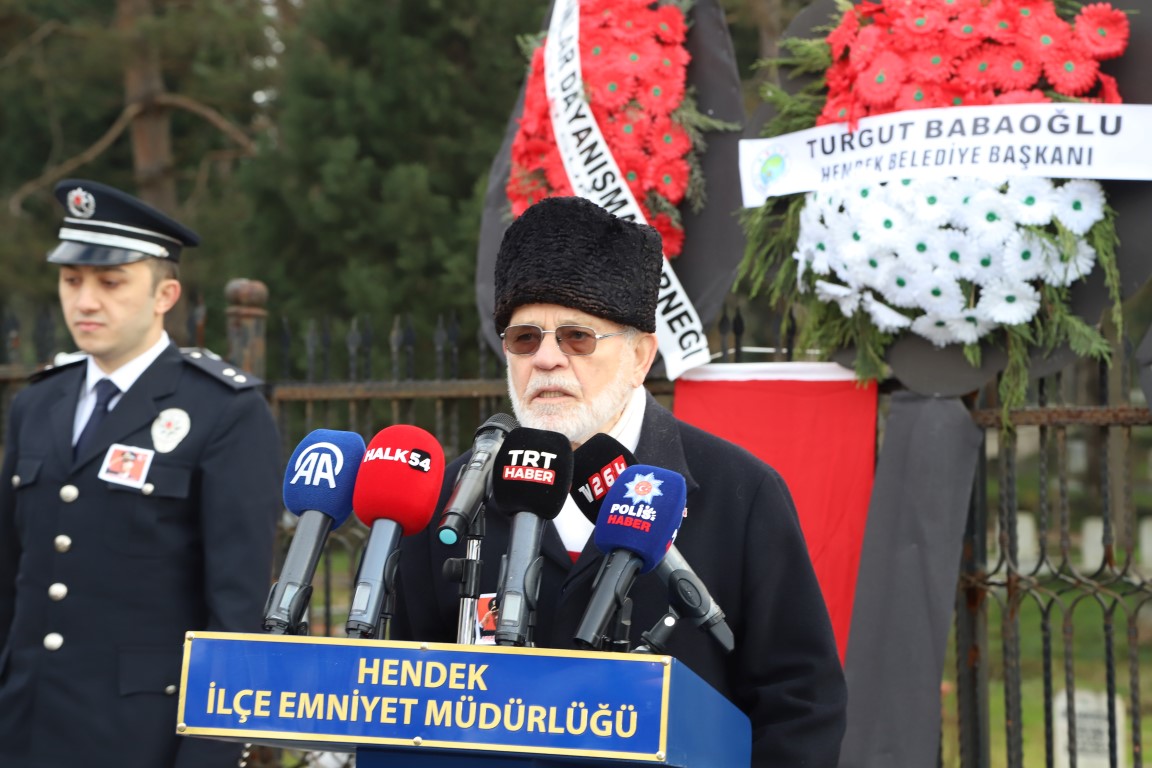 Şehit Gaffar Okkan'ın 23'inci ölüm yıl dönümünde Mezarı Başında Dualarla Anıldı ( İŞTE O ANLARA AİT KARELER )