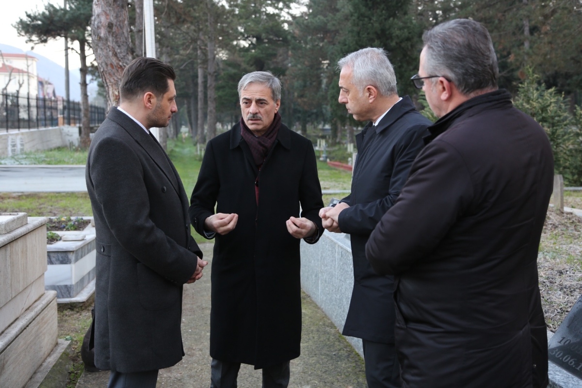 Şehit Gaffar Okkan'ın 23'inci ölüm yıl dönümünde Mezarı Başında Dualarla Anıldı ( İŞTE O ANLARA AİT KARELER )