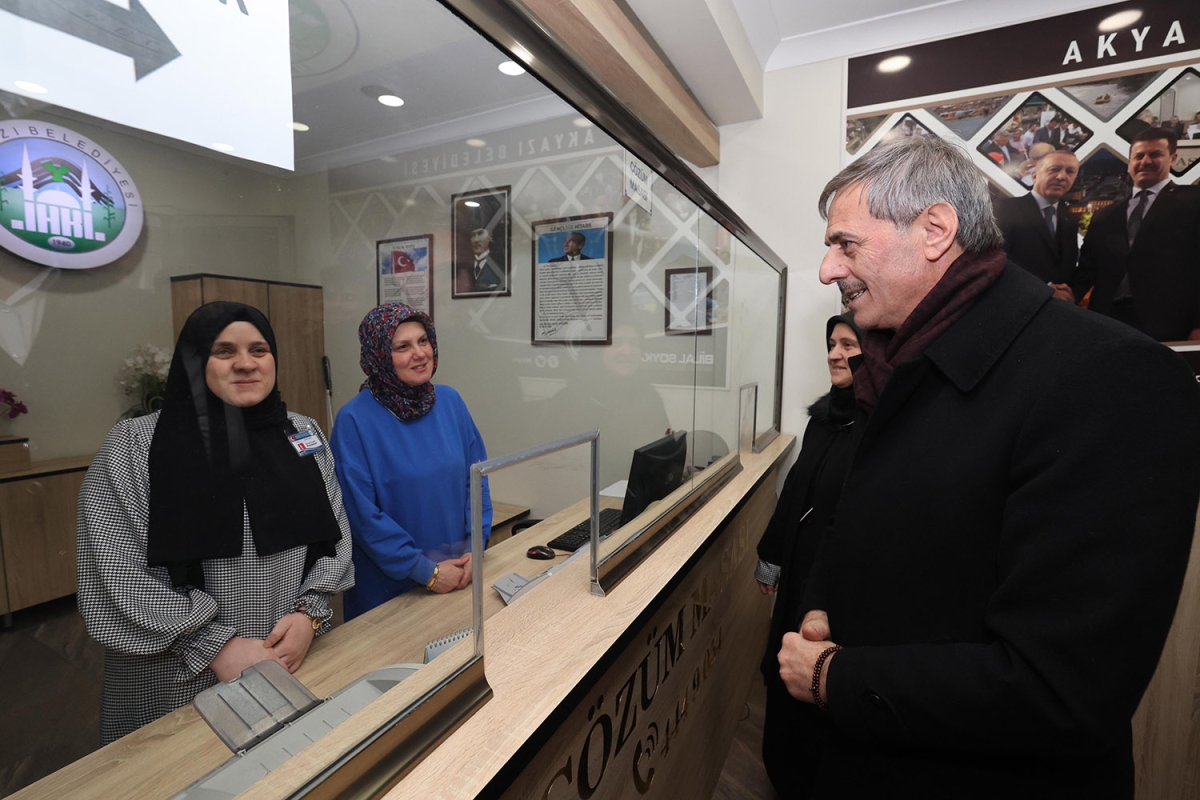 Başkan Adayı Alemdar’a Akyazı’da Muhteşem karşılama “Akyazı 31 Mart’ta yine en güçlü desteği sunacak” İŞTE O KARELER
