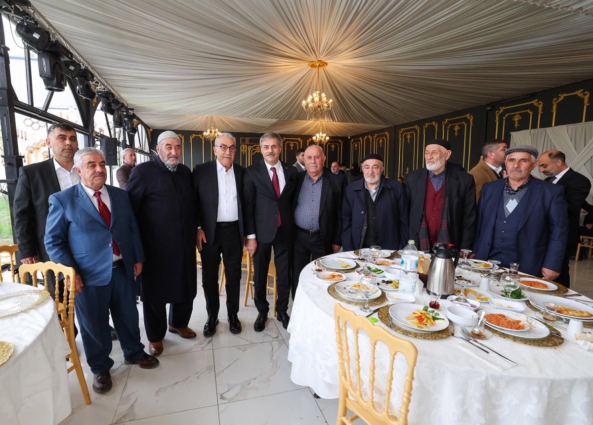 Belediye Başkan Adayı Yusuf Alemdar “Sakarya’nın kültürel zenginliği ülkemize örnektir” GÜNÜN KARELERİ
