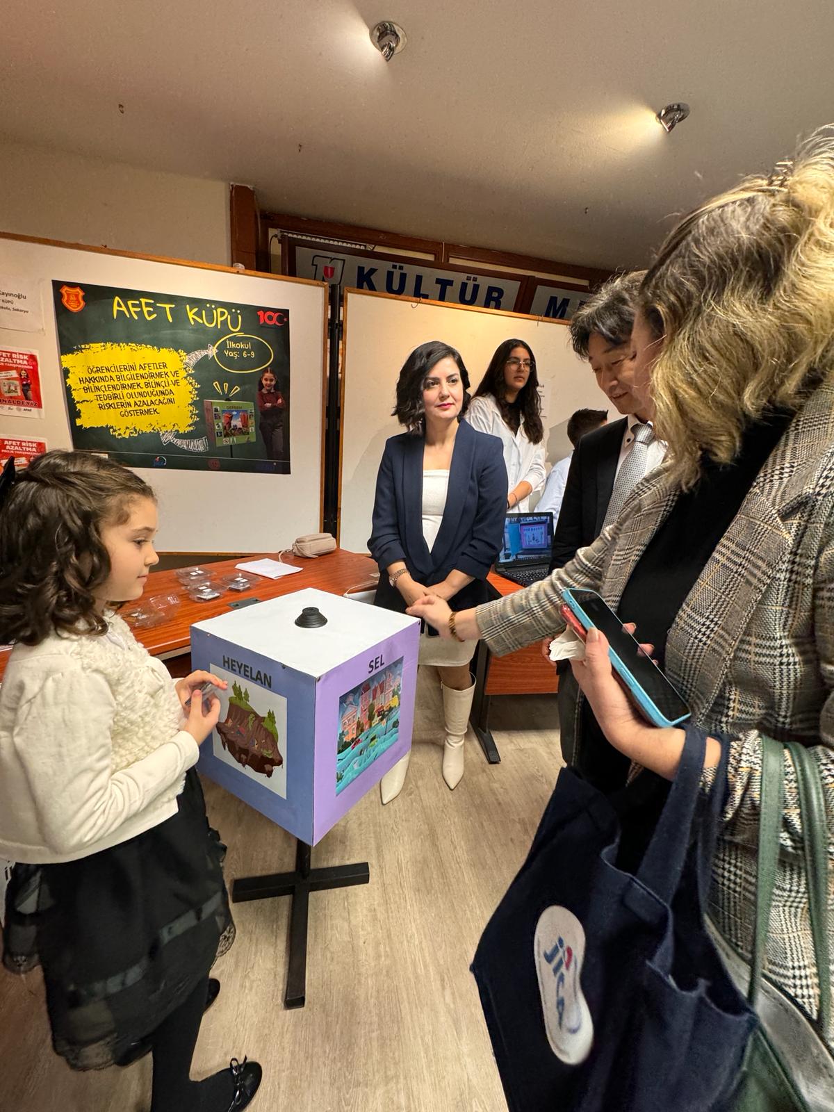 ULUSLARARASI PROJEDE ADAPAZARI’NDAN 3 TÜRKİYE DERECESİ