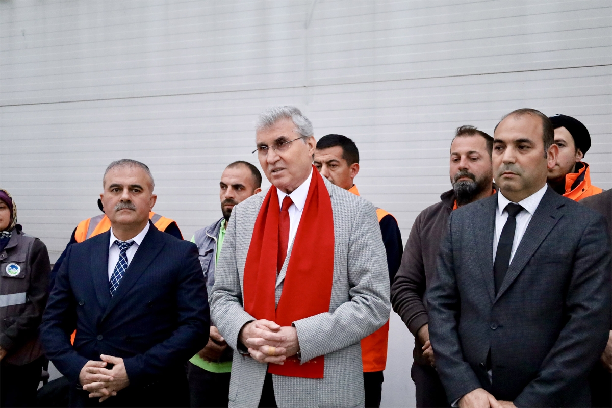 Başkan Ekrem Yüce Büyükşehir’in projesi can dostlara umut oldu: “Türkiye’nin en modern rehabilitasyon merkezini kurduk