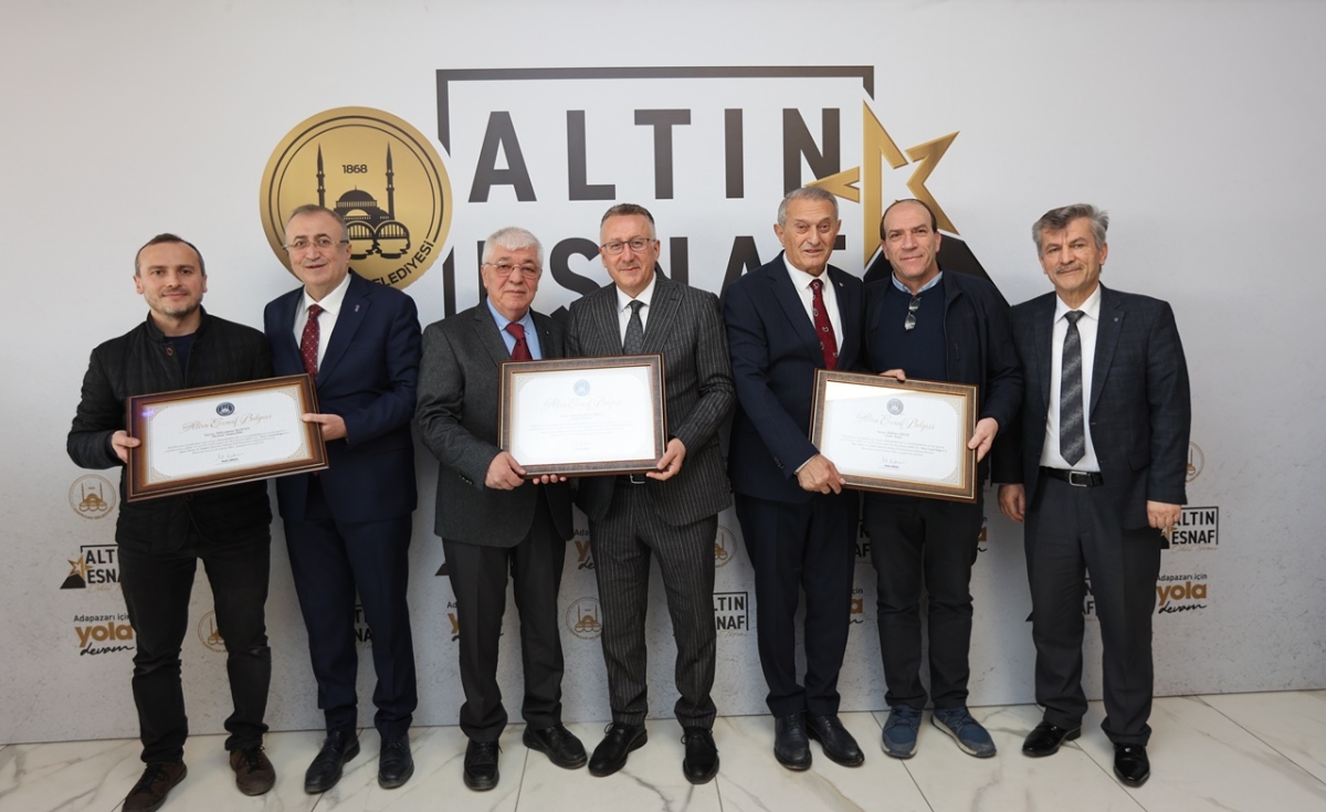 ALTIN ESNAFLAR SAKARYA ADAPAZARI'NDA BELGELERİNİ ALDI