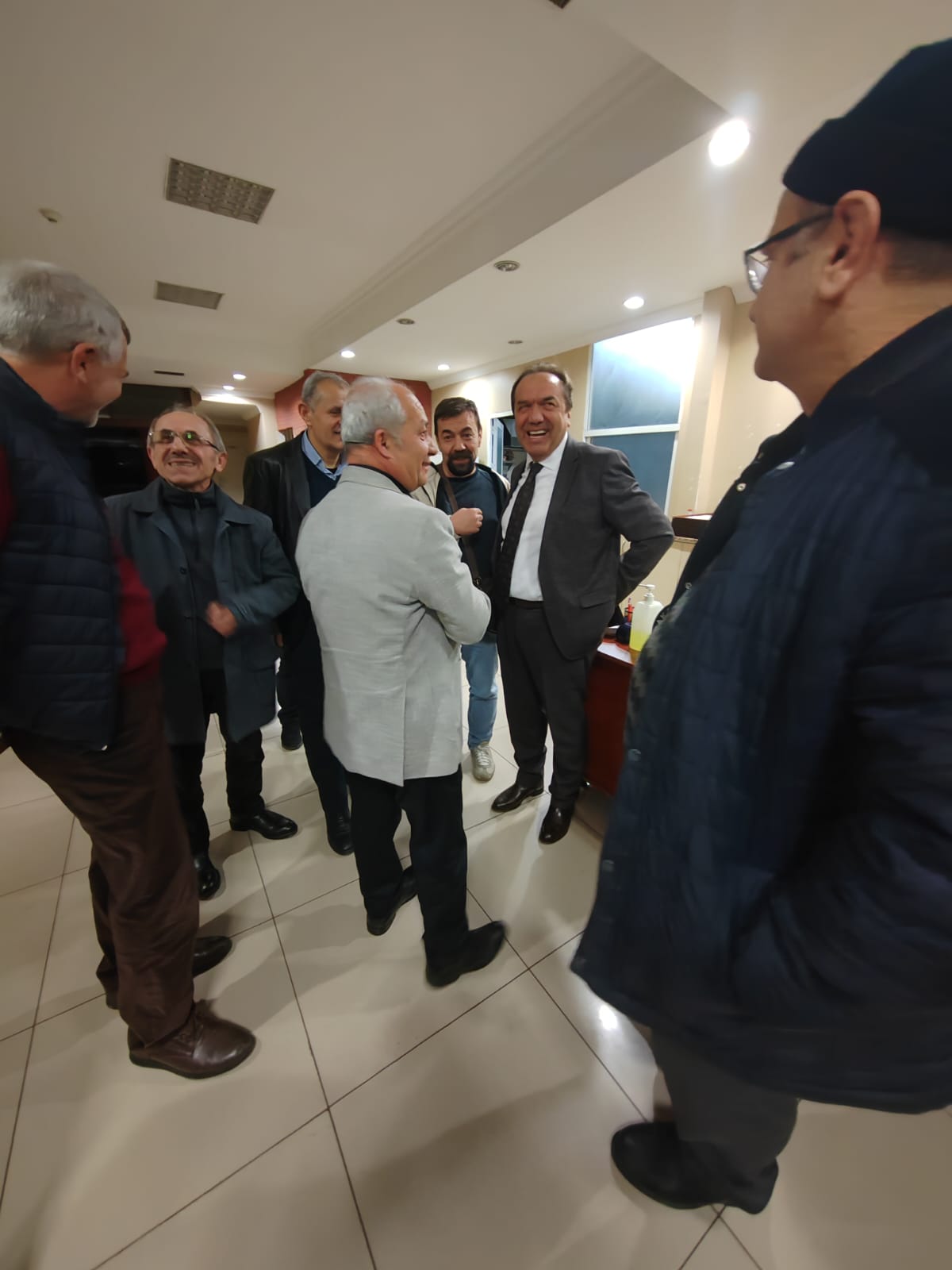 Sakarya Arifiye Öğretmen Lisesi Sevdası Devam Ediyor. ( GÜNÜN FOTOĞRAFLARI )