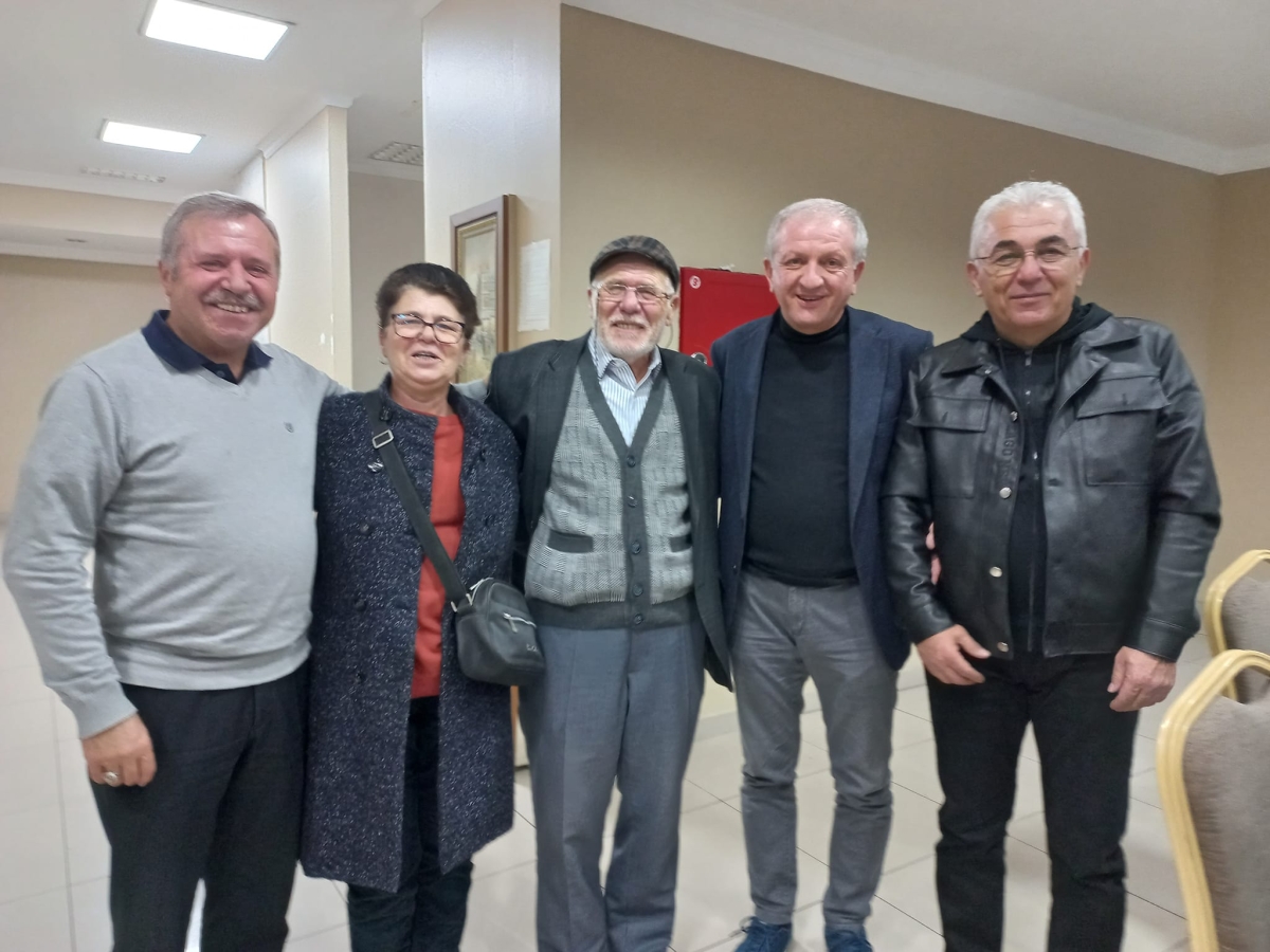 Sakarya Arifiye Öğretmen Lisesi Sevdası Devam Ediyor. ( GÜNÜN FOTOĞRAFLARI )