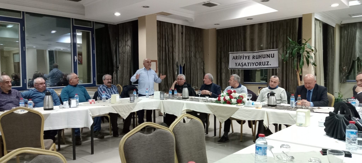 Sakarya Arifiye Öğretmen Lisesi Sevdası Devam Ediyor. ( GÜNÜN FOTOĞRAFLARI )