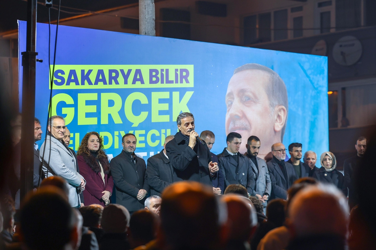 Yusuf Alemdar Erenler’de coşkuyla karşılandı; “16 ilçede 672 mahallemize en iyi hizmeti sunmak için hazırız” GÜNÜN FOTOĞRAFLARI