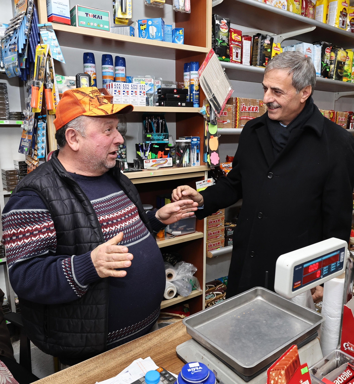 Yusuf Alemdar Erenler’de coşkuyla karşılandı; “16 ilçede 672 mahallemize en iyi hizmeti sunmak için hazırız” GÜNÜN FOTOĞRAFLARI